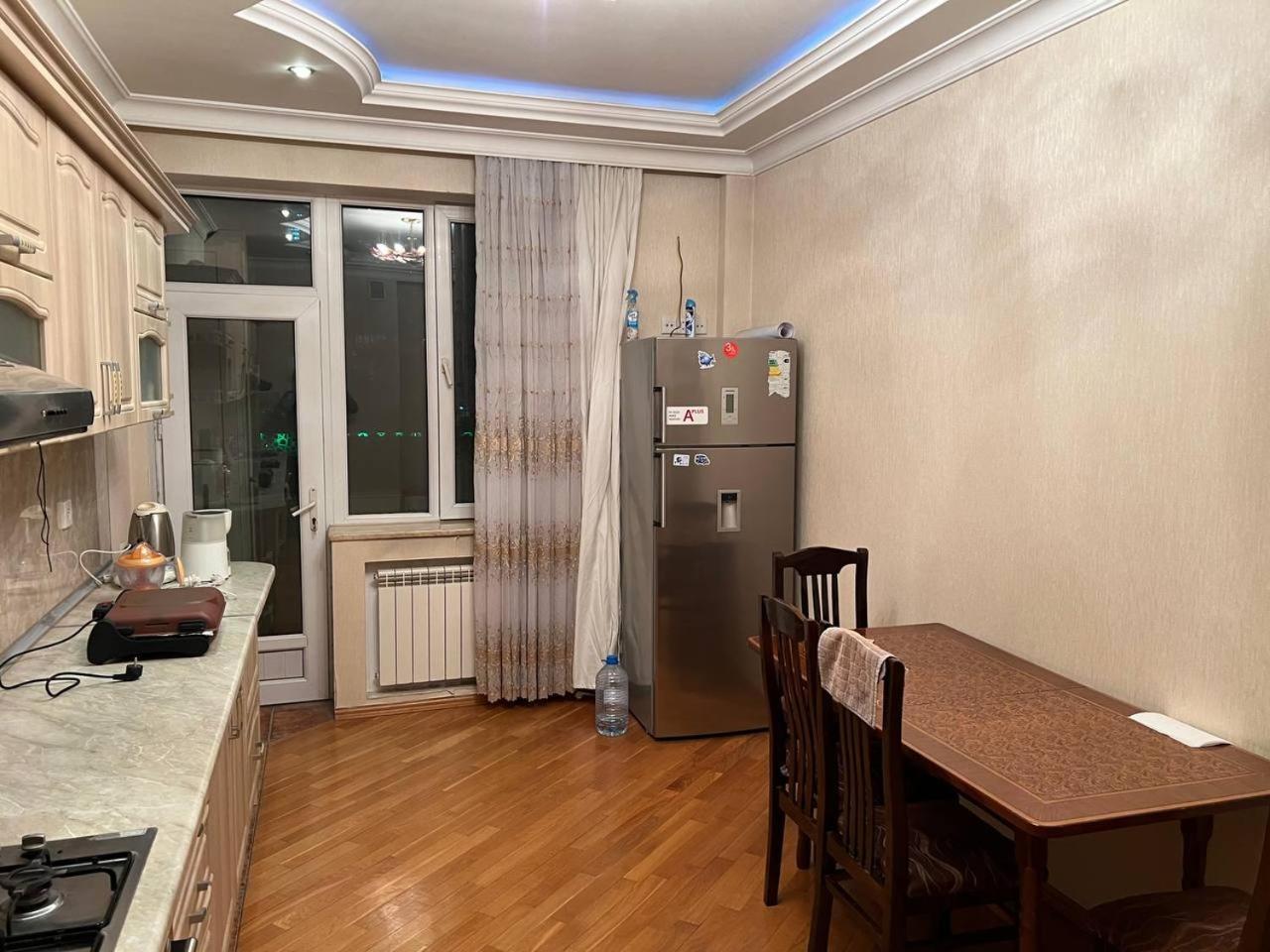 Sea View Couple Apartmant At Boulvard,Near Nizami Street Baku Exterior photo